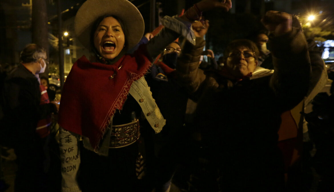 Ecuador: a fianco del “binomio della speranza” Arauz-Rabascall