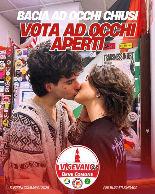 Bacia ad occhi chiusi, vota ad occhi aperti