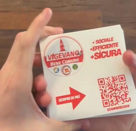 Sono finalmente arrivati i nostri sticker!