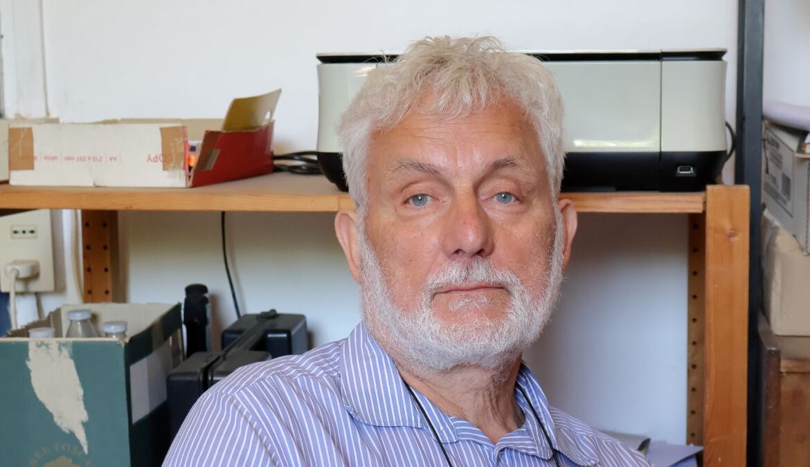 Piero Rusconi, Segr. Provinciale di Rifondazione Comunista Fed. di Pavia e Massimiliano Farrell consigliere comunale di Rifondazione Comunista di Mortara, invitano a firmare per la legge di iniziativa popolare 1% equo